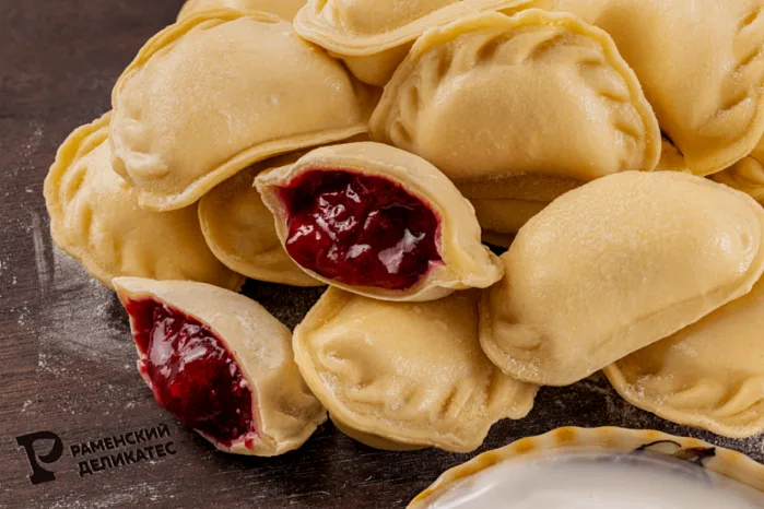 Вареники с вишней 450 г