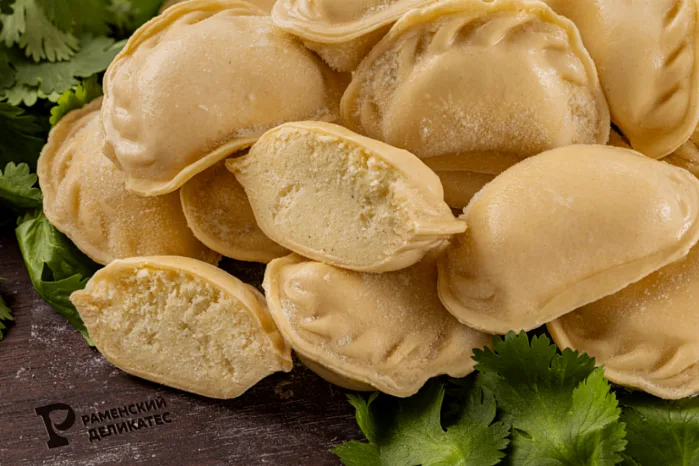 Вареники с картофельным пюре и луком 450 г