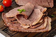 Говядина запеченная ~ 350 г