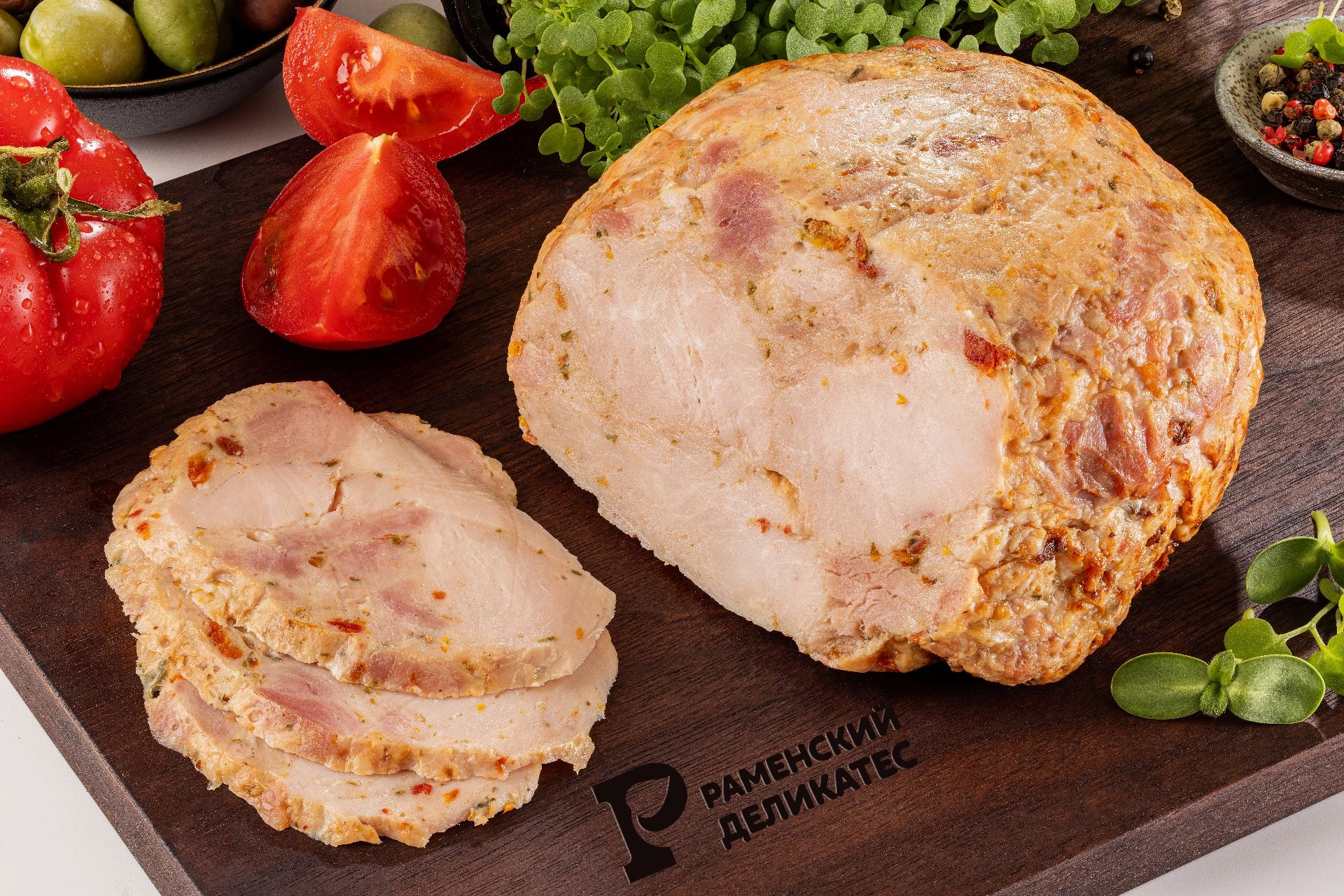 Рулет Томатный из индейки запеченный