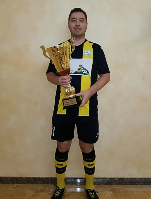 12 ноября прошел главный матч Amateur Cup в сезоне 2018. В финале встретились 2 коллектива с туманного Альбиона, представляющие разные дивизионы, которые своей игрой заслужили выход в финал 12 ноября прошел главный матч Amateur Cup в сезоне 2018. В финале встретились 2 коллектива с туманного Альбиона, представляющие разные дивизионы, которые своей игрой заслужили выход в финал